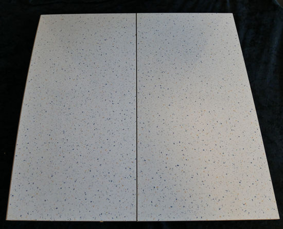 Billede af Køkken Bordplade - lys sand, meleret - 24 x 49,5 cm. (Brugt)